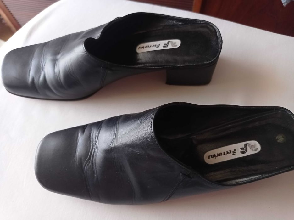 Sapatos-mules azul marinho
