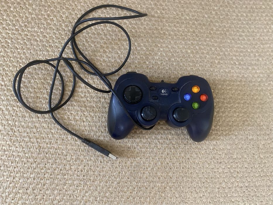 Comandos BigBen e Logitech Pouco Usados