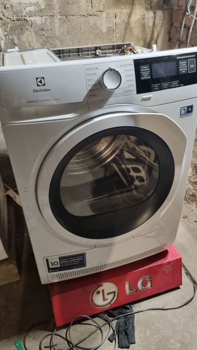 Suszarka Electrolux z pompą ciepła na części EW8H358SP