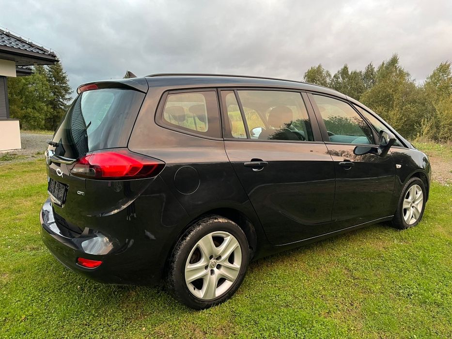 Opel Zafira 2016 Cdti  navi cklima elektryka Top Stan