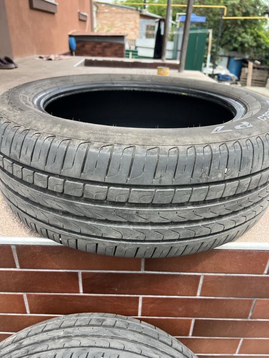 Продам резину Pirelli 215/55/17