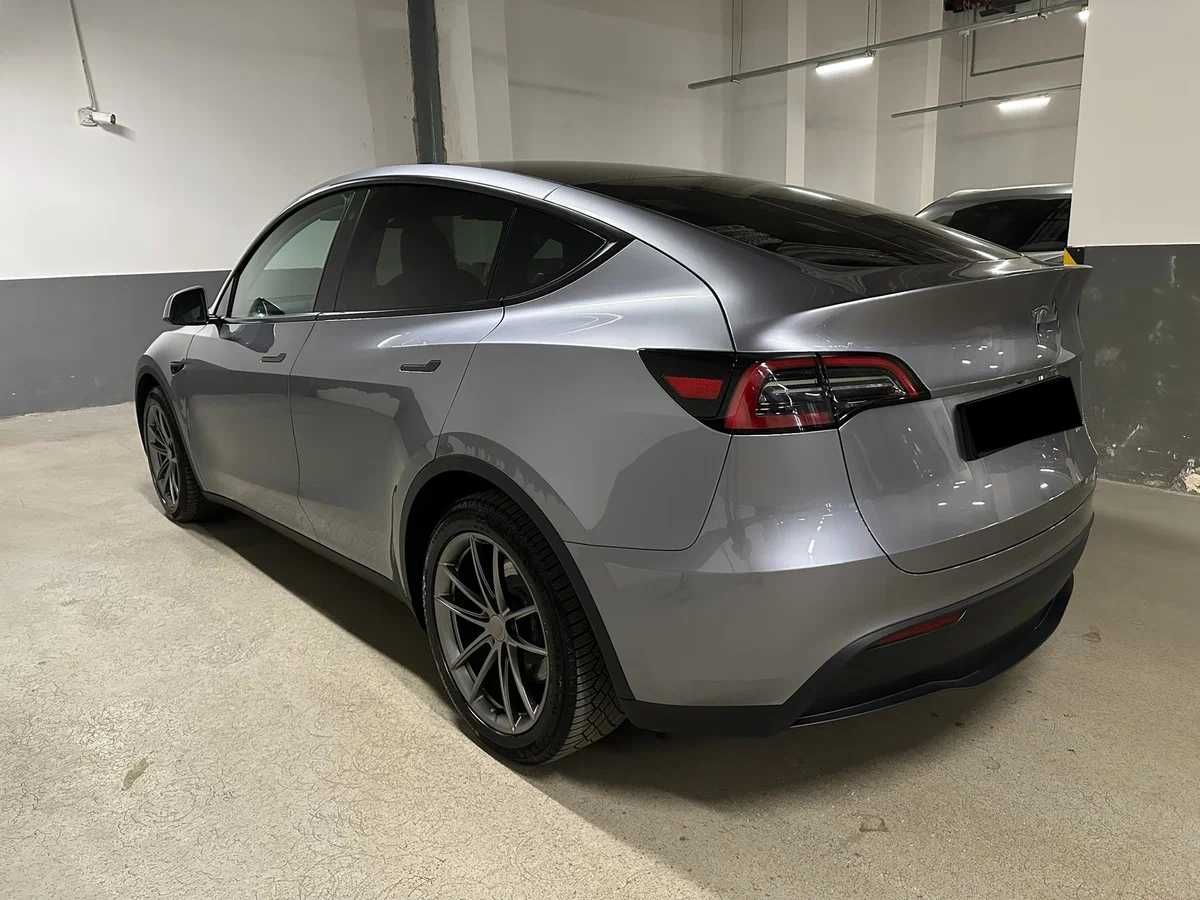 Tesla Model Y Long Range, 2023