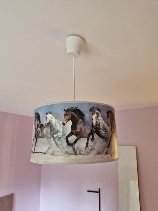 Lampa sufitowa dziecięca