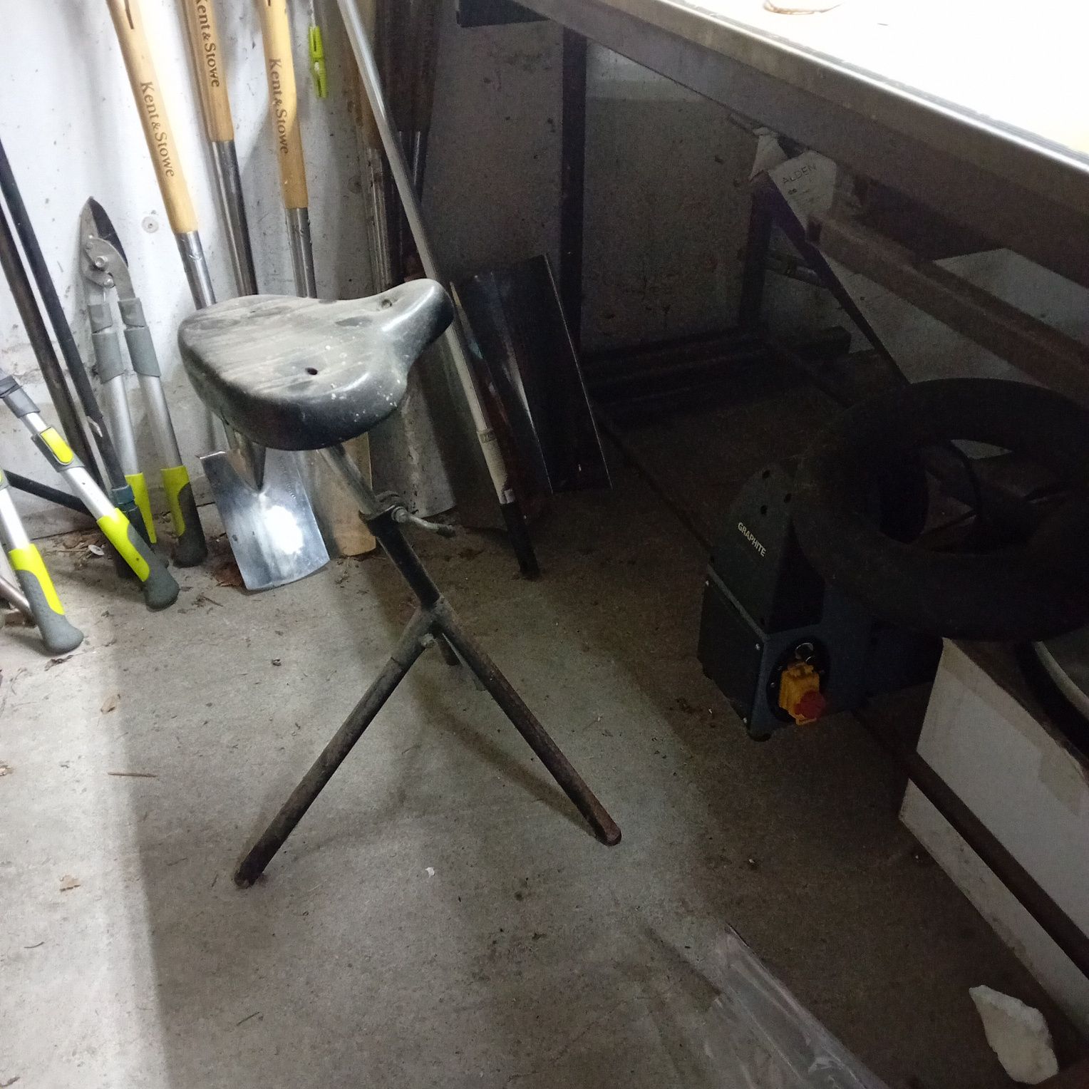 Stół warsztatowy do garażu