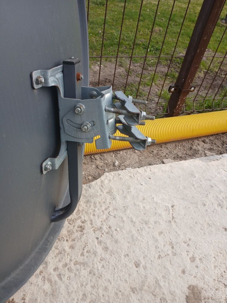 Antena Satelitarna