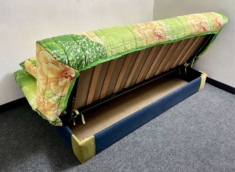 Оригінальний ортопедичний диван "Клік-Кляк" зі знімним чохлом
