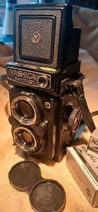 Yashica MAT 124G - Médio formato TLR