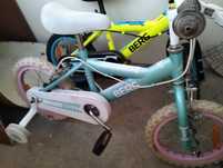 Bicicletas de criança usadas