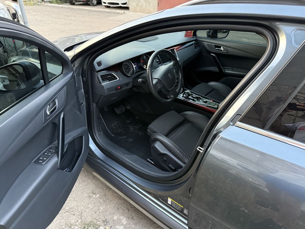 Peugeot 508 RXH Гибрид