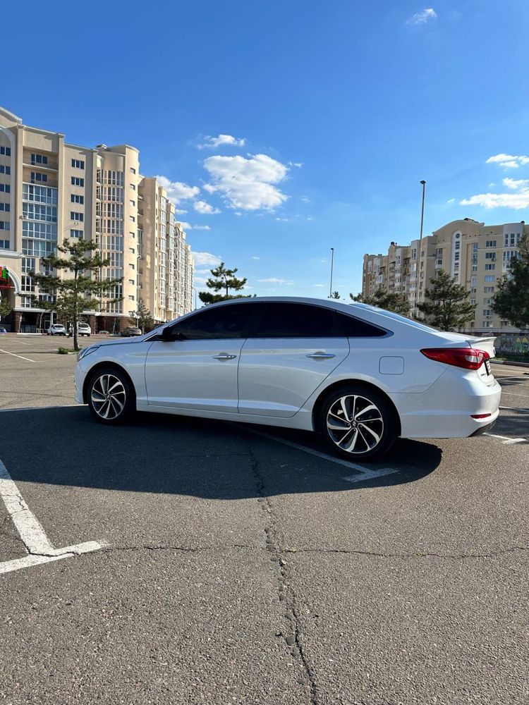 Hyundai Sonata 2.0lpi 2016