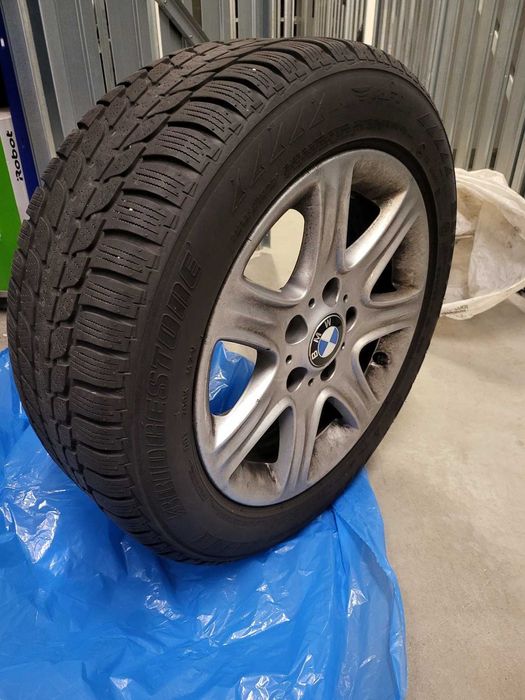Alufelgi z oponami zimowymi BMW seria 3 używane
