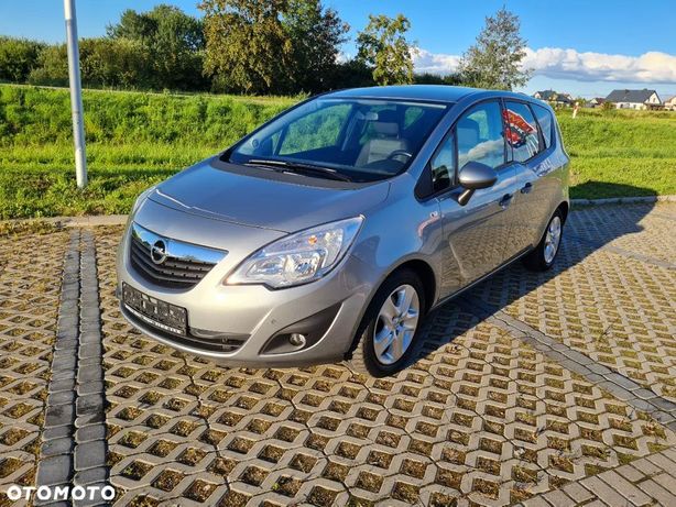 Opel Meriva 2011rok 1.4 benzyna Niski przebieg Zadbana
