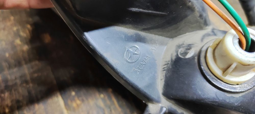 Продам повторювачі передні F1/F50
