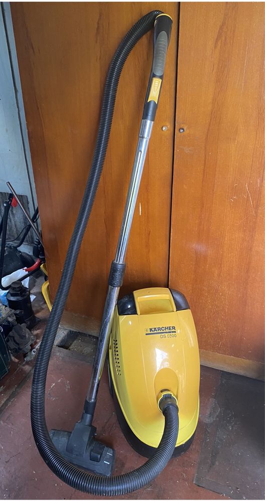 Пылесос Karcher DS5500