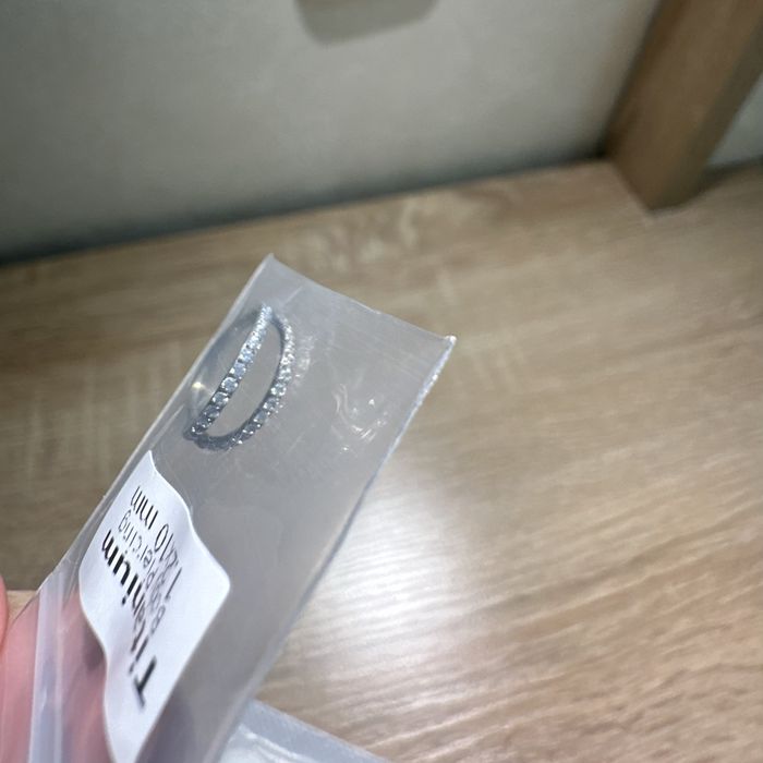 Сережка пирсинг из титана