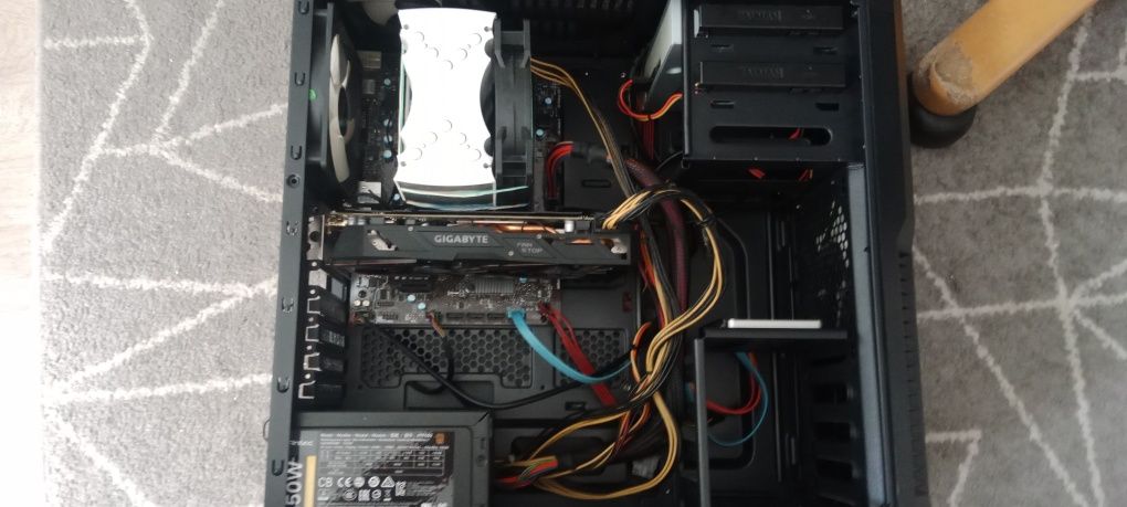 Komputer Rx 470 I5 6600k 16gb Ram