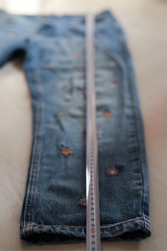 Жіночі джинси Reserved р.40