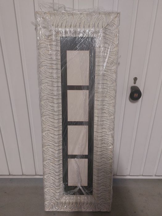 Moldura feito por medida com 97 cm por 35