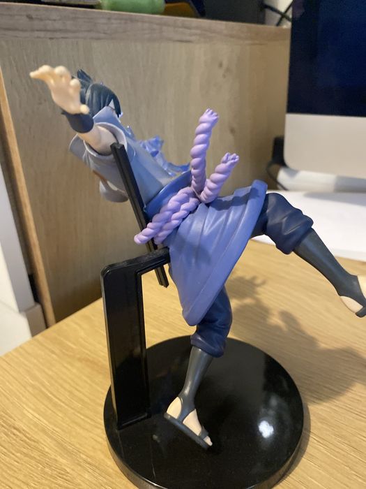 Figurka sasuke z naruto