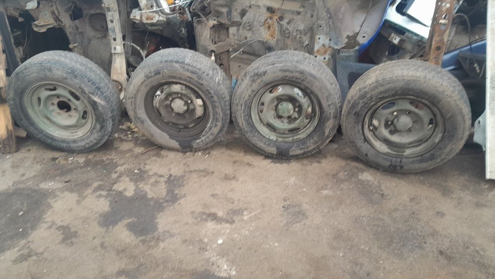 Комплект колес Ford Ranger 2006-2009р.  225/70 R15