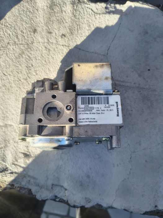 Газовий клапан  Honeywell