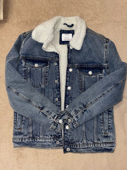 Джинсова куртка Bershka