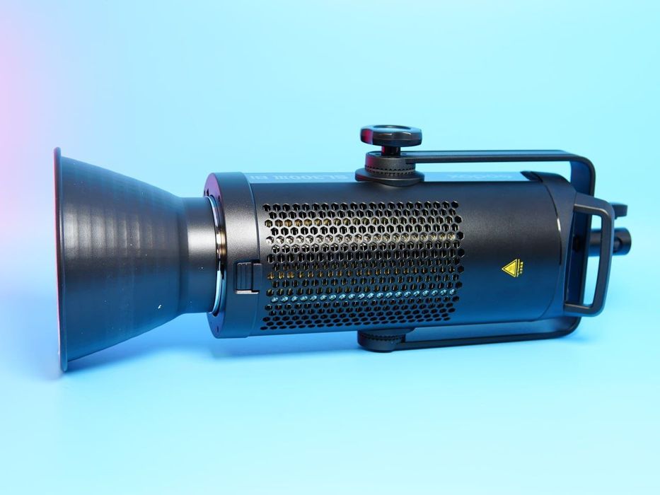 Видеосвет Godox SL300IIIBI Bi-Color LED Monolight