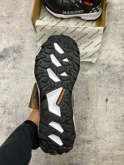 Нові кросівки Mammut Sertig 2 Gore Tex