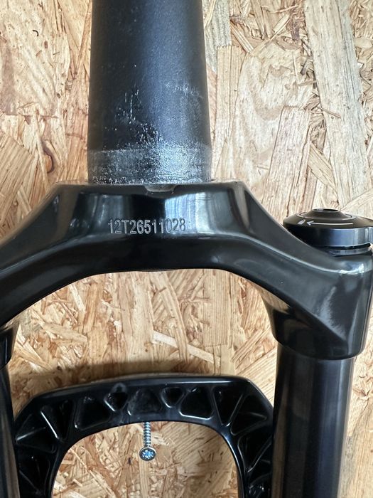 Suspensão rockshox Judy