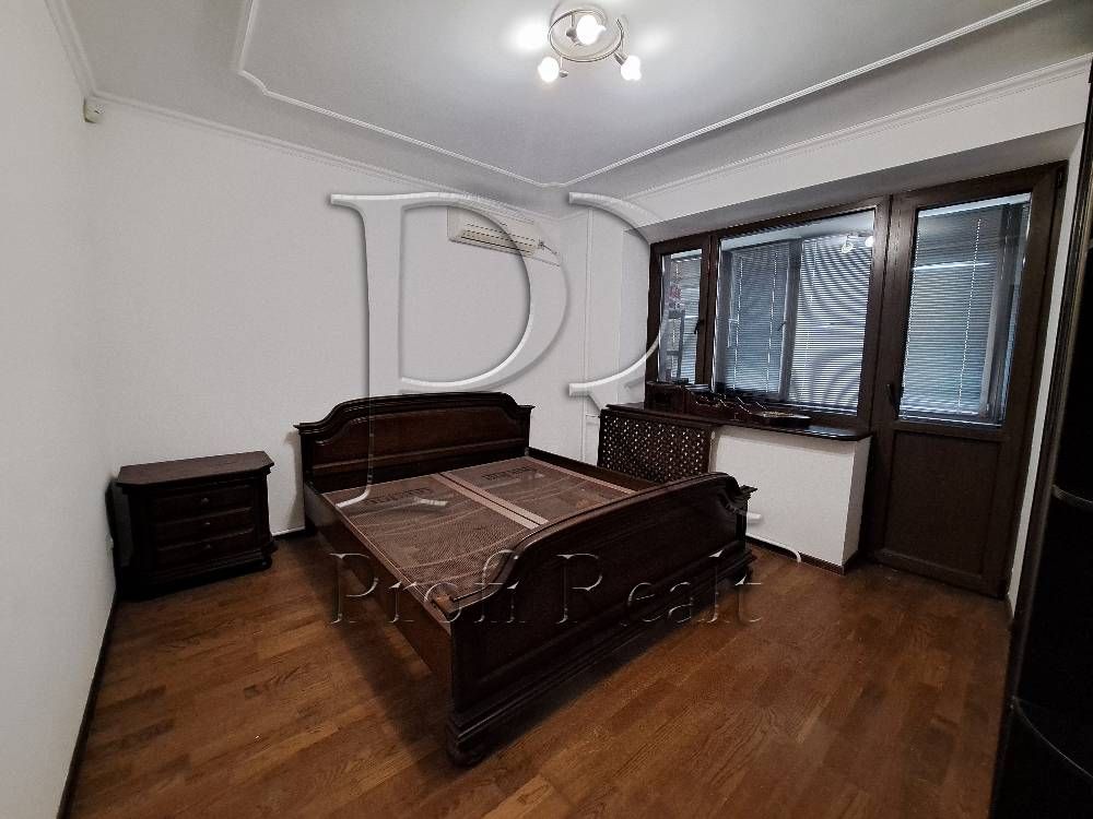 Продаж 3 кімн. квартири вулиця Антоновича/Антоновича 122
