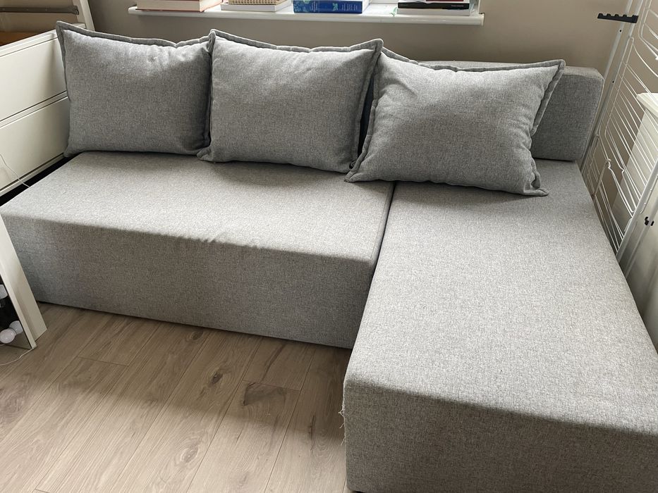 Szary narożnik do odswiezenia