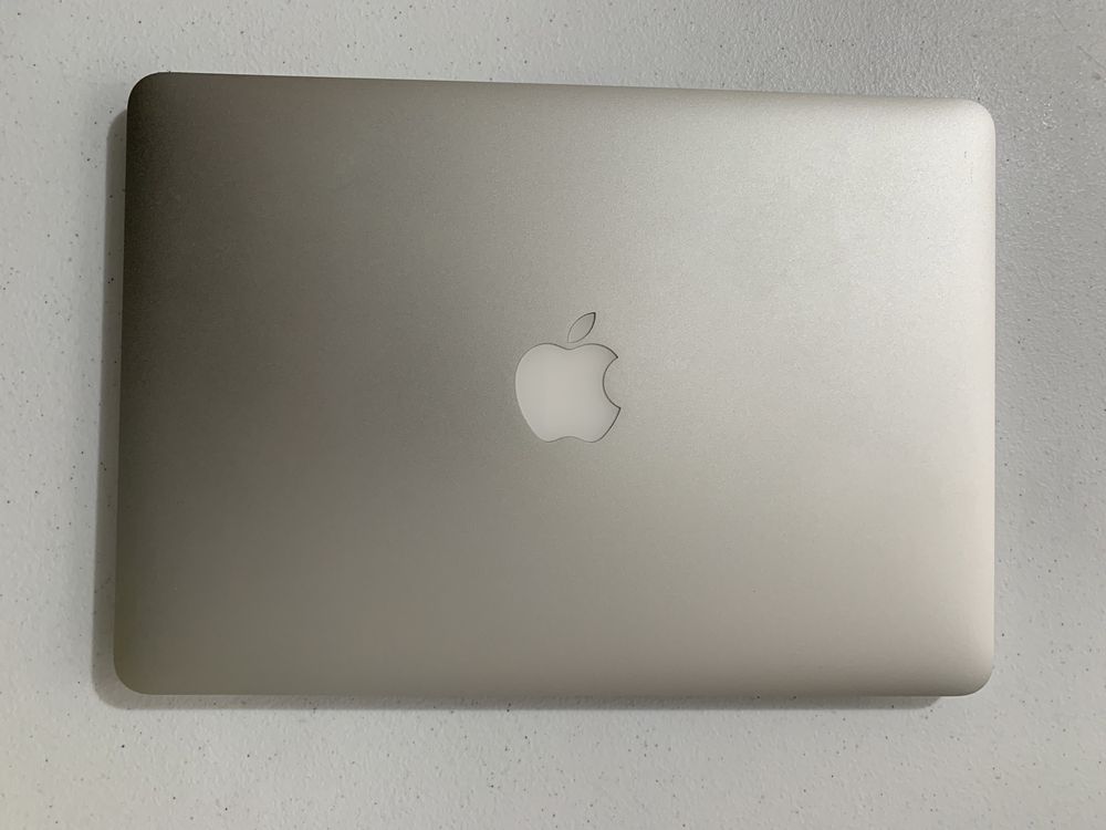 Macbook Pro 13” Retina mid 2014- Intel i5 Especificacões nas imagens