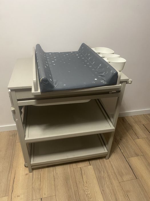 Przewijak z wanienką