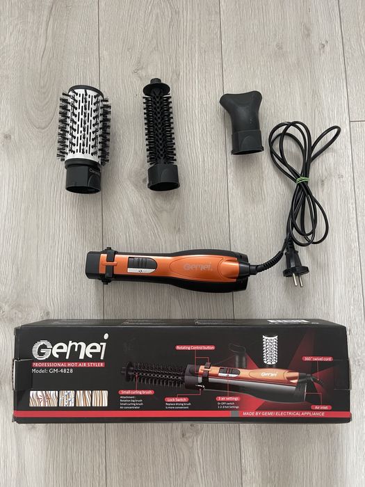 Продам вирівнювач для волосся Gemei GM-4828
