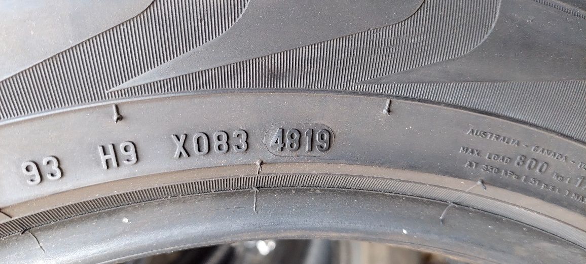 235/ 55 R18 100 v PIRELLI Scorpion verde