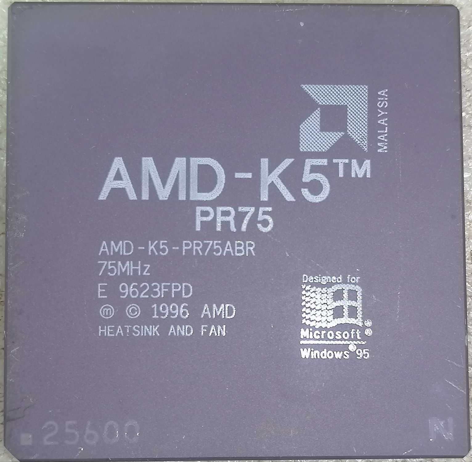 Ретро процессор Pentium amd