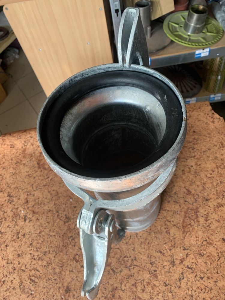 Beczka asenizacyjna wtyk końcówka węża fi 110mm perrot  4 cale