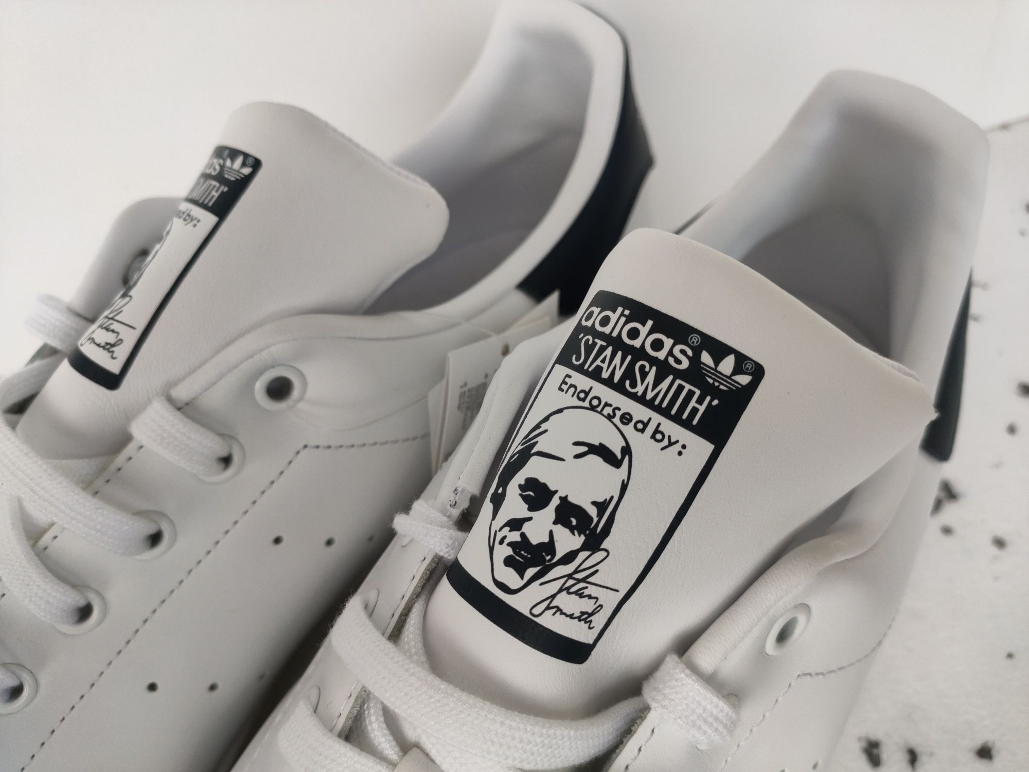 Buty Adidas Orginals Stan Smith sneakersy męskie białe r 55 2/3 36,5cm