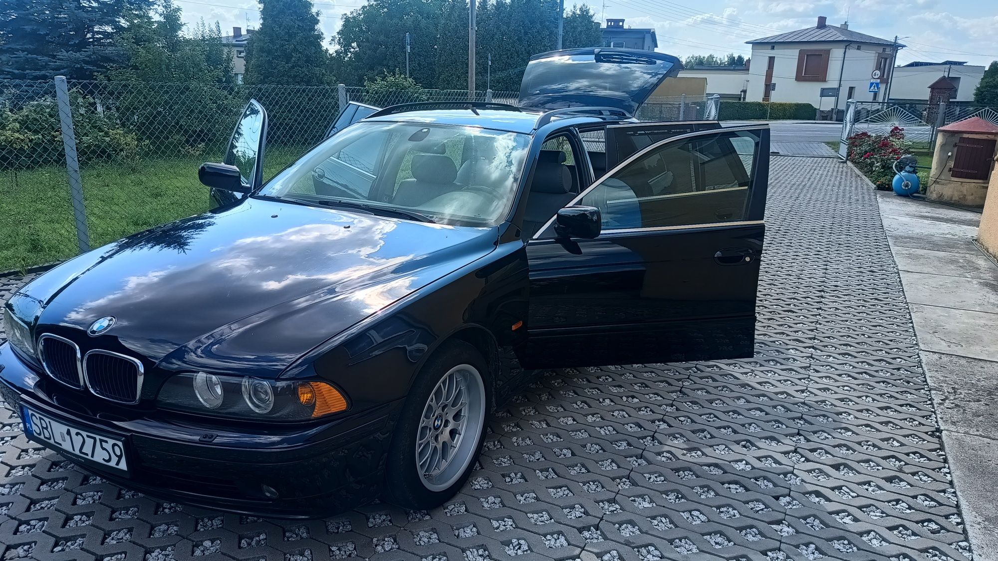 BMW E39 2.5D 2002r