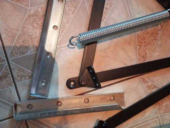 Sprzedam mechanizm podnoszenia do stelażu drewnianego