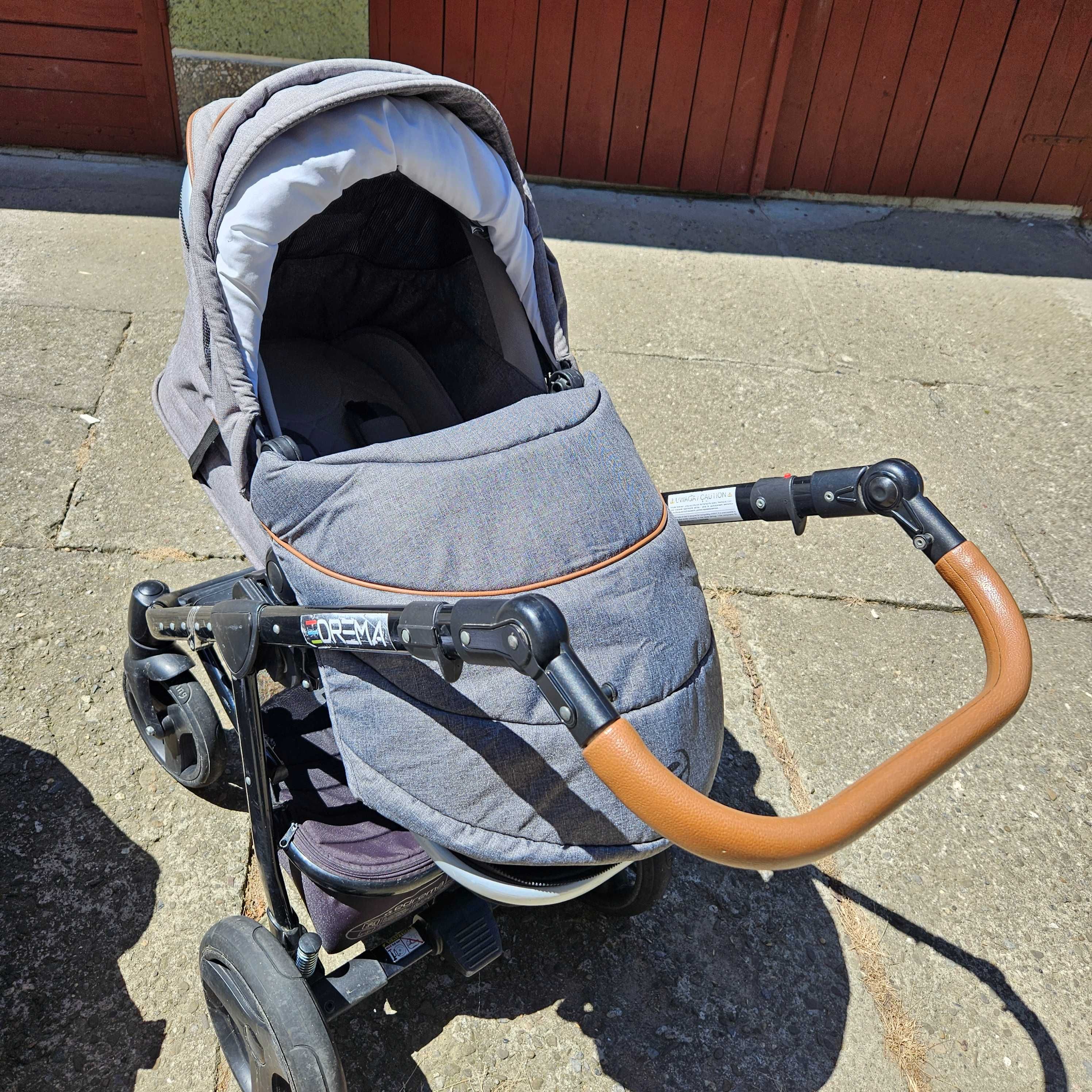 Wózek 2w1 plus fotelik z bazą marki Cybex
