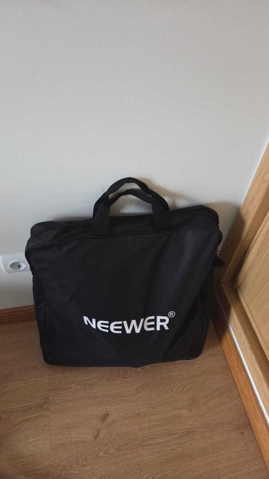 NEEWER Aro de luz com tripé e difusor: 45 cm 55 W 5600 K