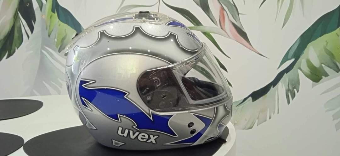 Kask motocyklowy UVEX xxs (51-52)