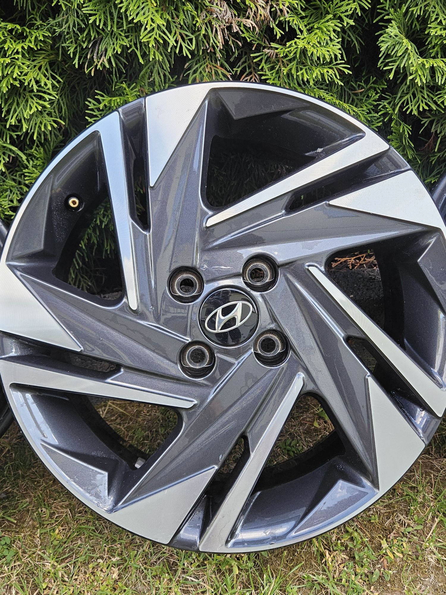 Alufelgi 16" Hyundai Bayon i20 4x100 stan idealny