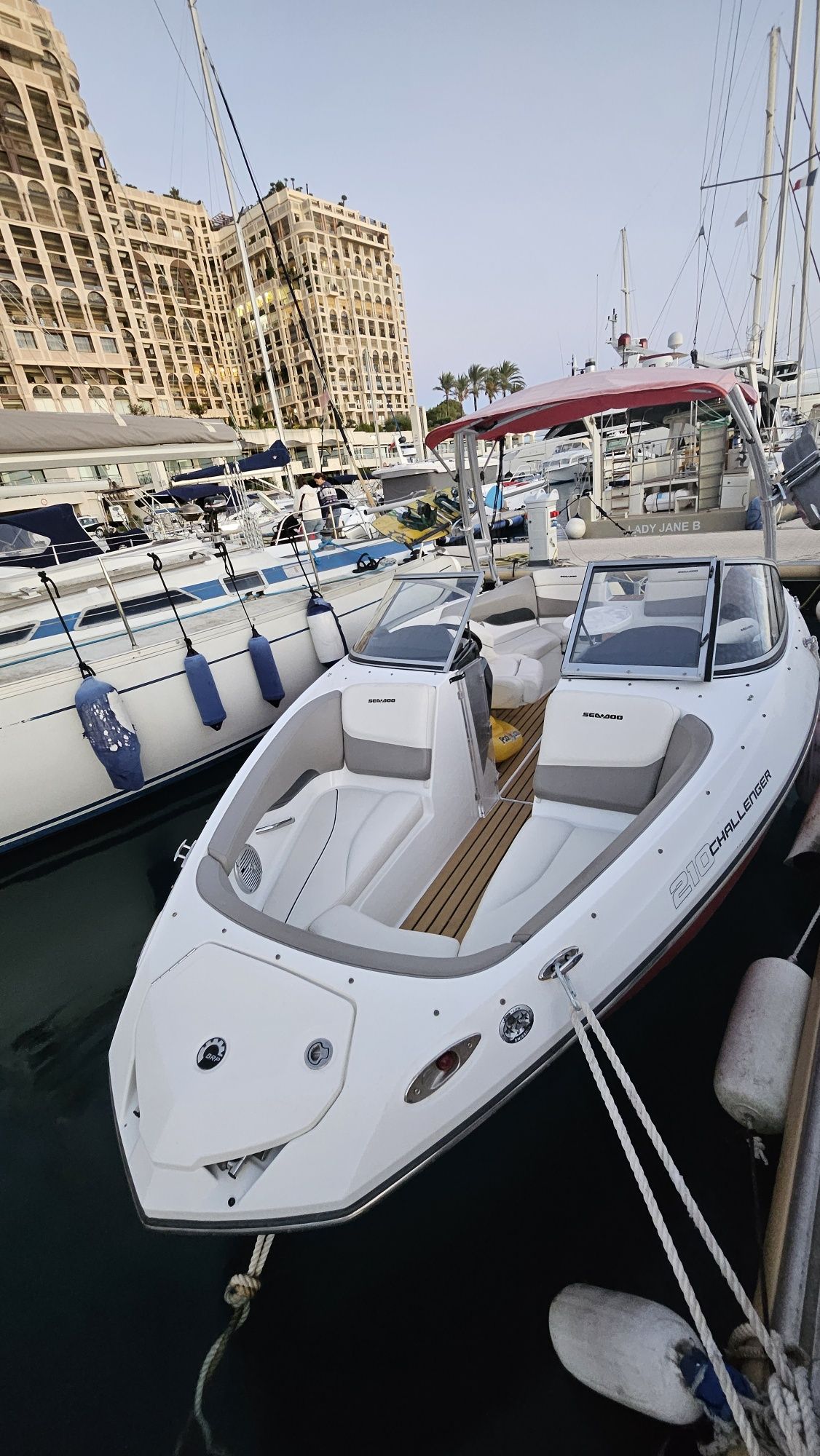 Катер Лодка Човен Sea doo BRP CHALLENGER 210 SE