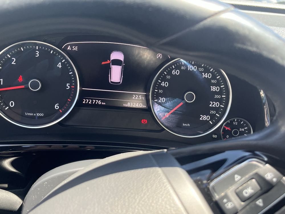 Piekny Touareg 7p