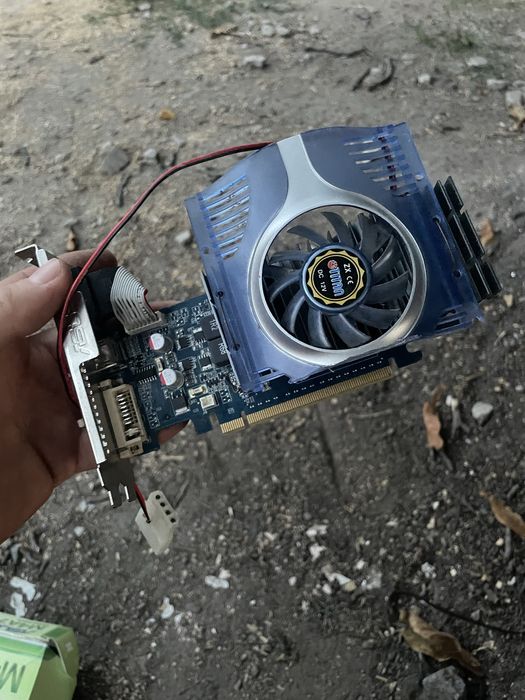 Продам відеокарту Asus EN210 silent/di/512md2