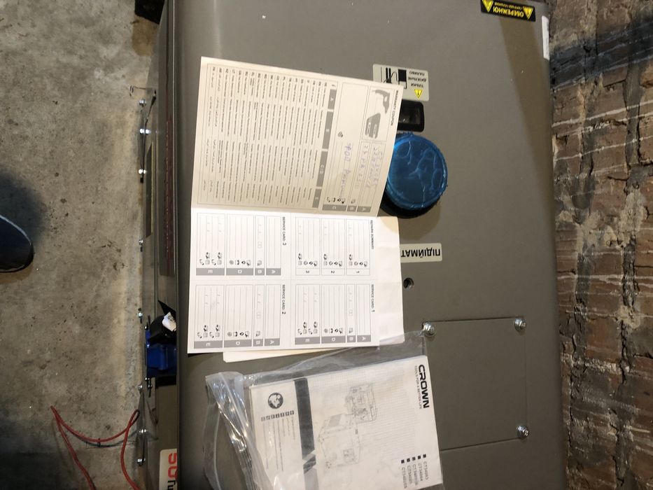 продам дизель генератор CROWN