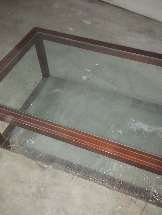 Mesa de centro em vidro ( SALDO)