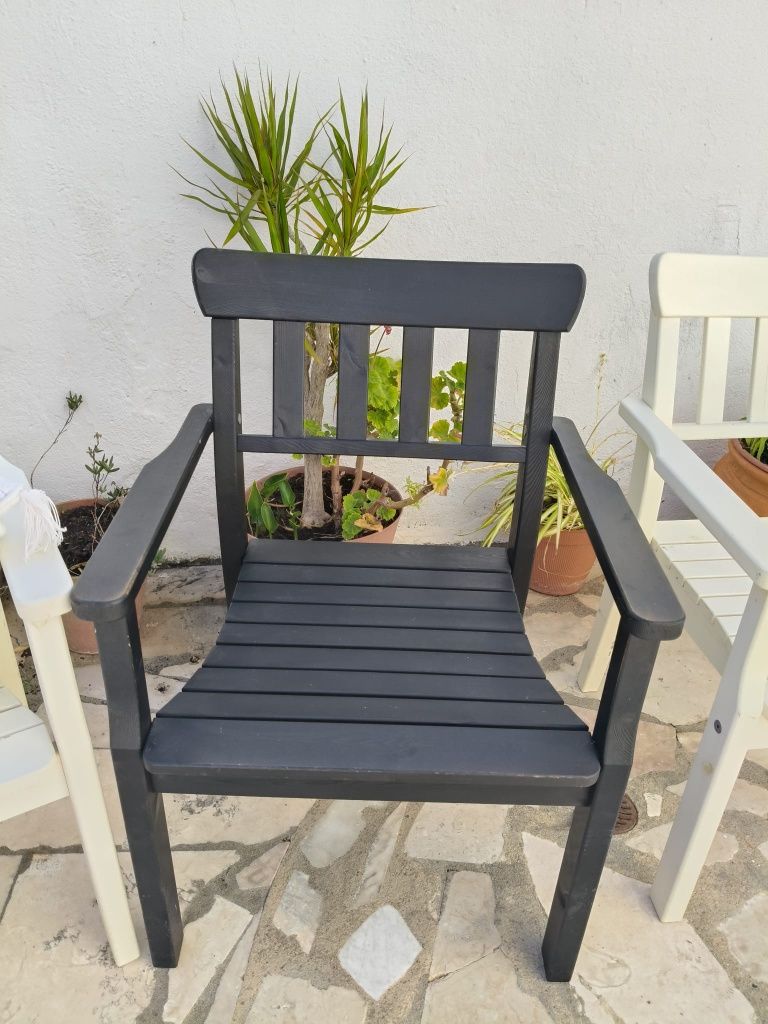 Vende cadeiras para exterior